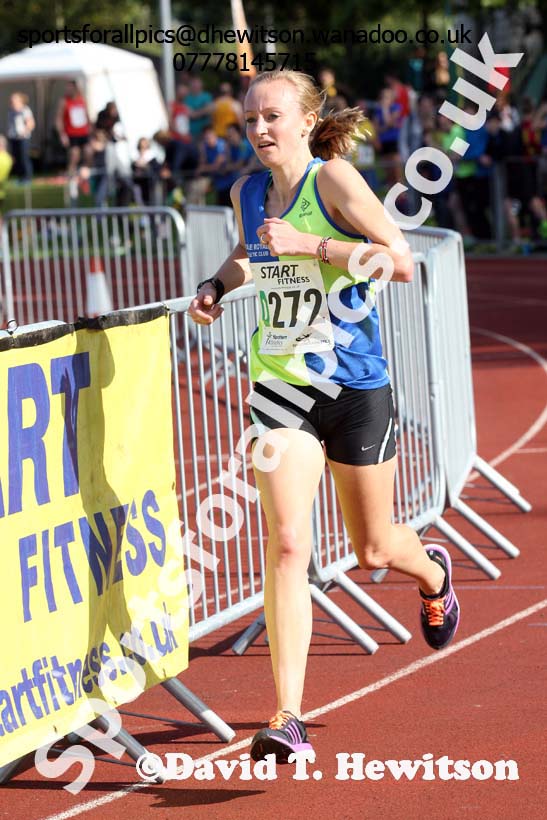 Senior women, Northern Road Relays, Blackpool. Photo: David T. Hewitson/Sports for All Pics